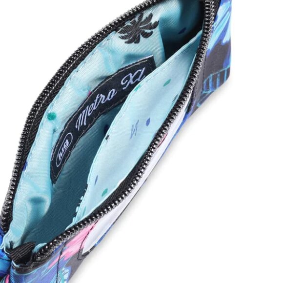 LUG  Metro XL ID Pouch w RFID-NWT  Resort Black - Picture 3 of 3